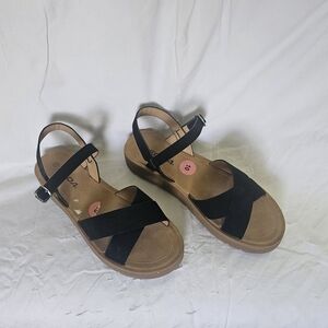 Soda Black and Tan Sandals for Women